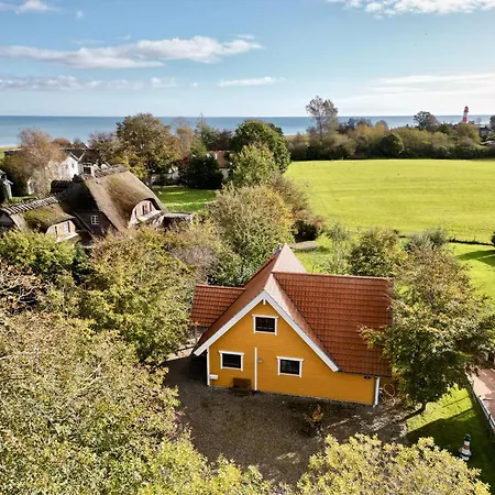 Sonnenblumenhaus * Nieby (Nieby, Schleswig-Flensburg)